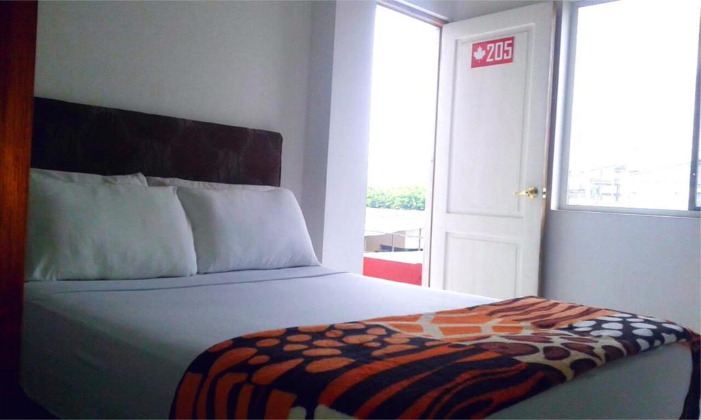 Bahia B&B Bahia de Caraquez Bilik gambar